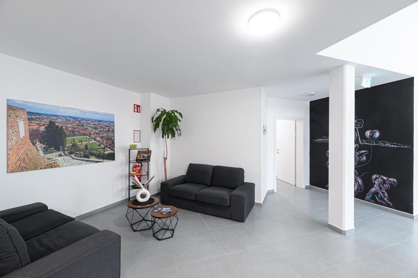 Grazora Living Apartments Exterior photo